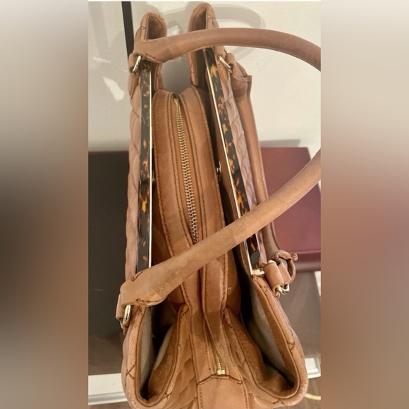 Talbots Tan Napa Leather Tortoise Trim Quilted Handbag Classic
Retail $219.99 - Picture 12 of 16